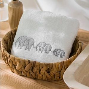 NWT LCW Home Elephant Embroidered Coton Hand and Face Towel